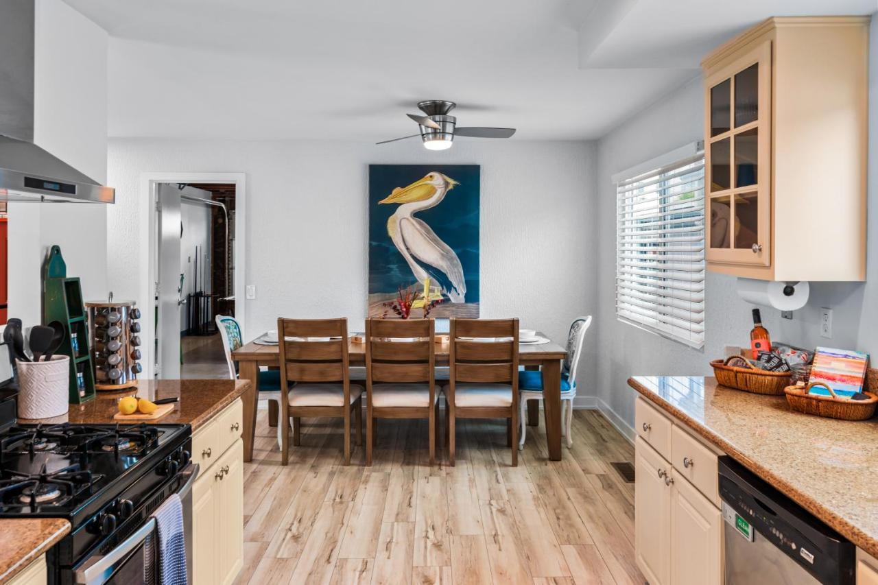 Mile To Beach! Private, Family & Pet Friendly Oasis! Pool Table & Hot Tub! โอเชียนไซด์ ภายนอก รูปภาพ
