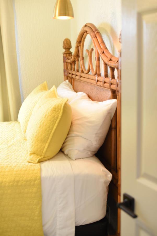 Mile To Beach! Private, Family & Pet Friendly Oasis! Pool Table & Hot Tub! โอเชียนไซด์ ภายนอก รูปภาพ