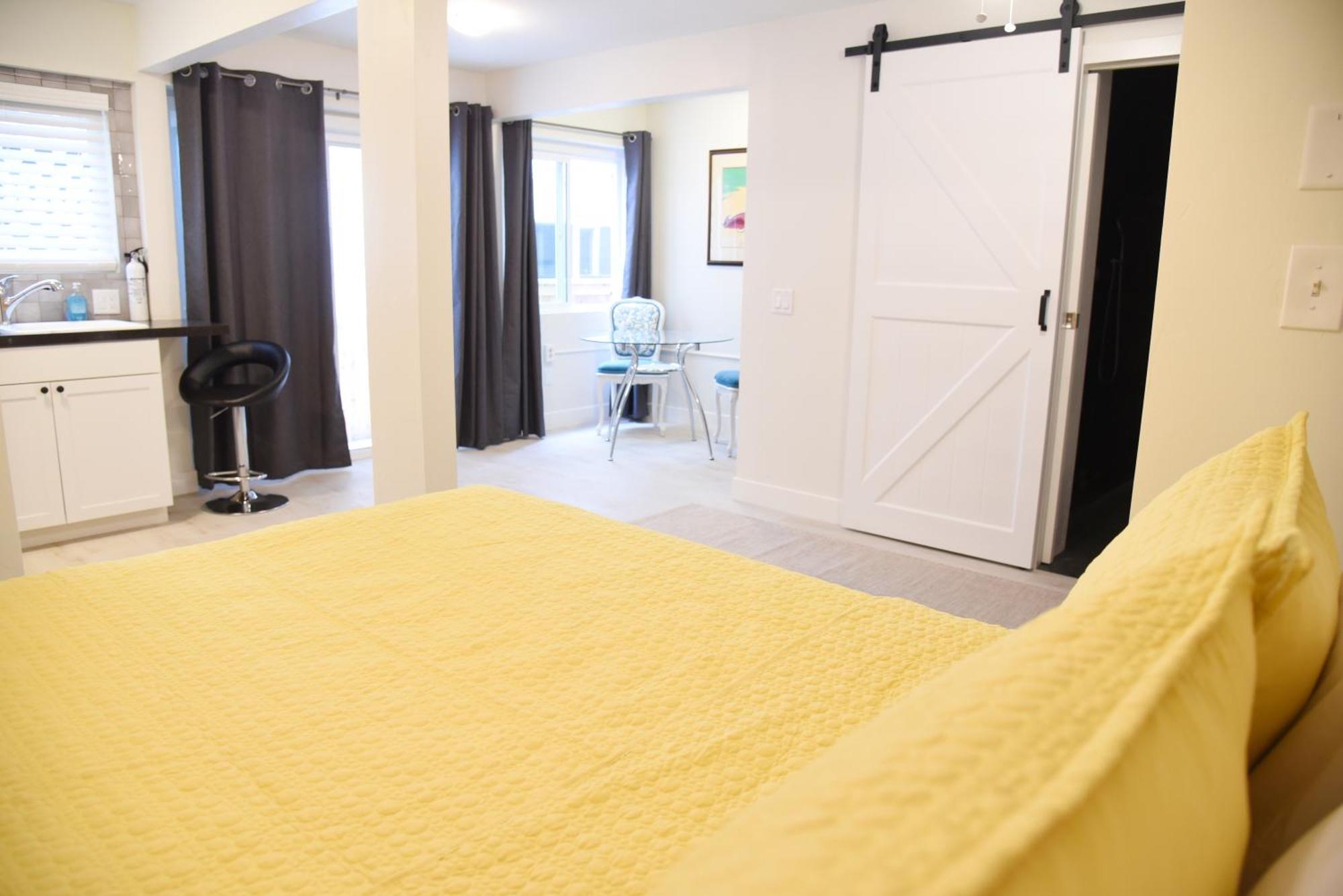 Mile To Beach! Private, Family & Pet Friendly Oasis! Pool Table & Hot Tub! โอเชียนไซด์ ภายนอก รูปภาพ